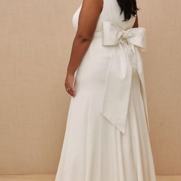 2X (20) PLUS SIZE Ivory Satin Bow Back Mermaid Wedding Dress - Picture 3 of 4